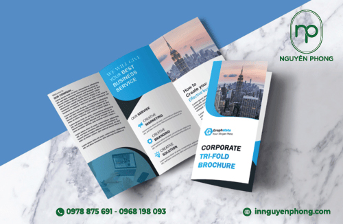 Brochure gập ba